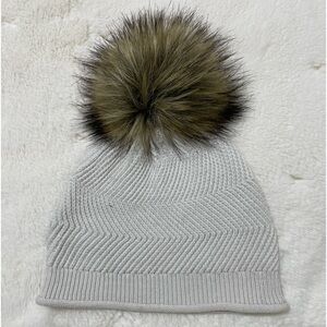 Tna white knit beanie